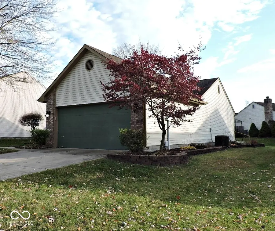 8419 Brook Pointe Court, Indianapolis, IN 46234 - Image #2