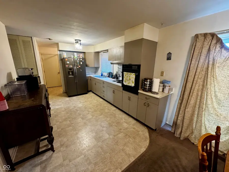 200 N Grace Avenue, Crawfordsville, IN 47933 - Image #3