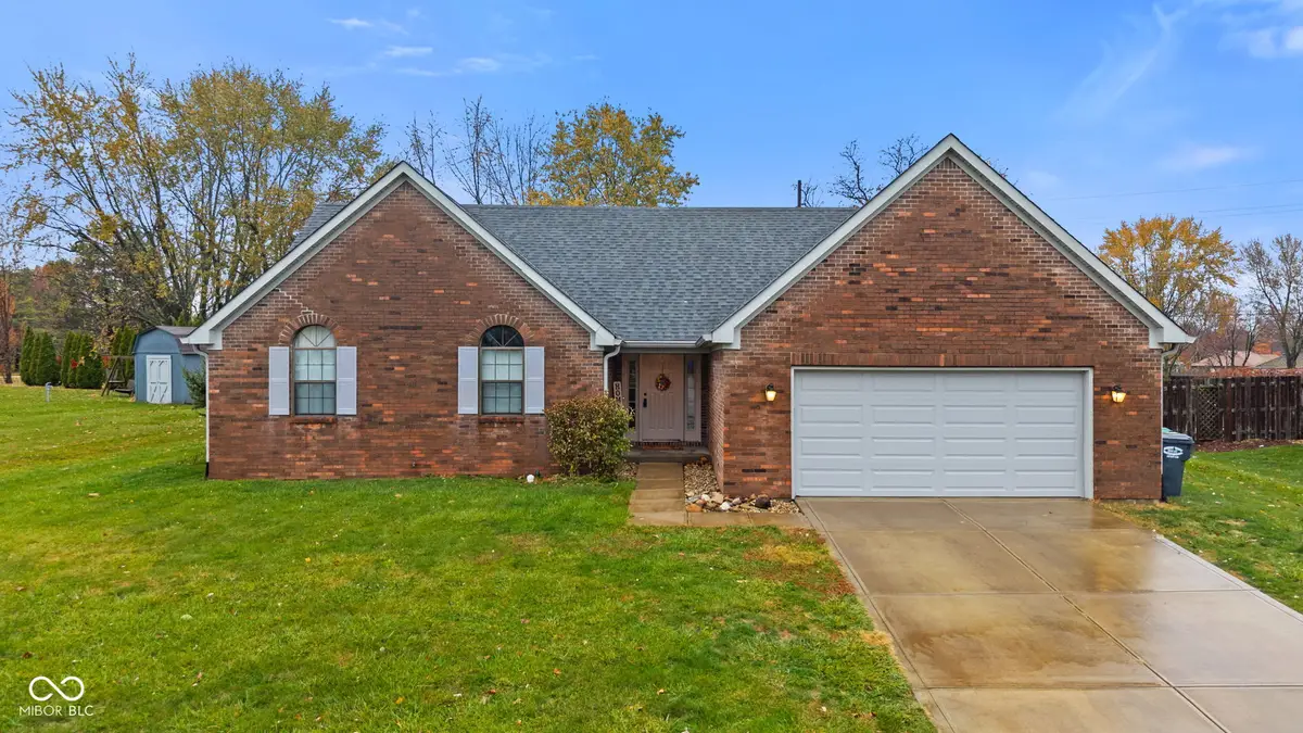 848 Cypress N, Greenwood, IN 46143 - Image #1