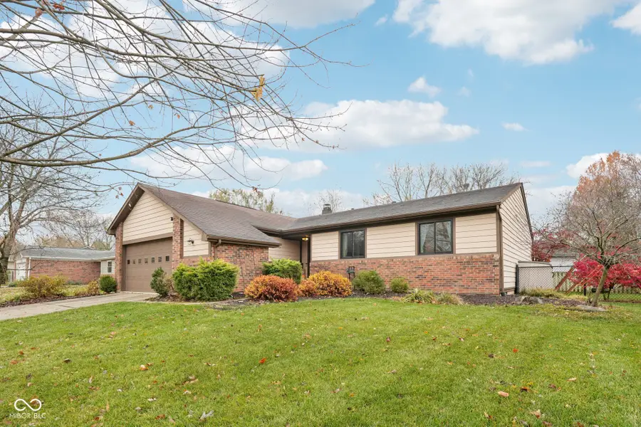 609 Sunblest Boulevard S, Fishers, IN 46038 - Image #2