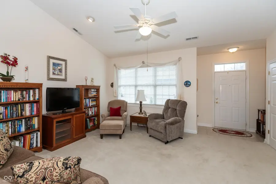 6900 Park Square Drive #B, Avon, IN 46123 - Image #3