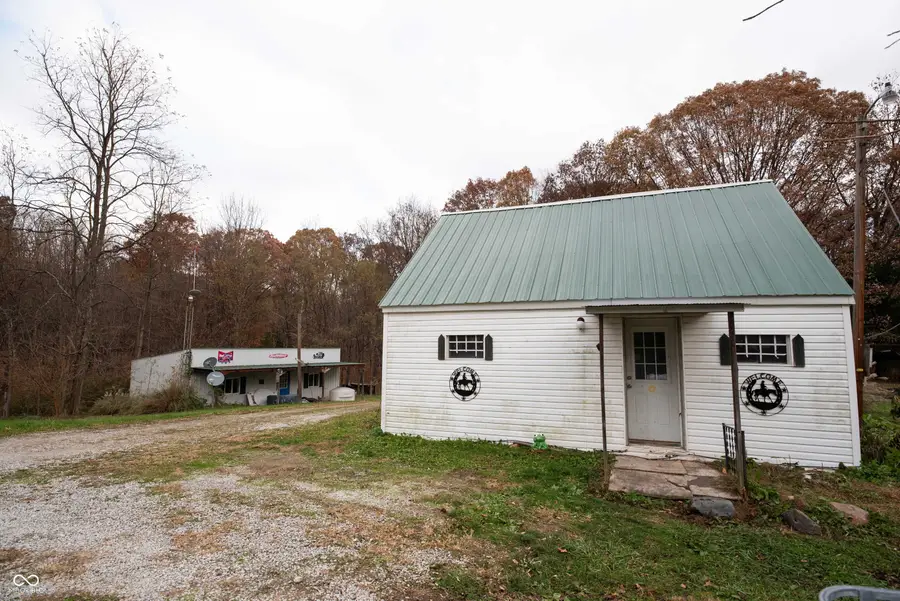 13350 N 845 Road E, Westport, IN 47283 - Image #2