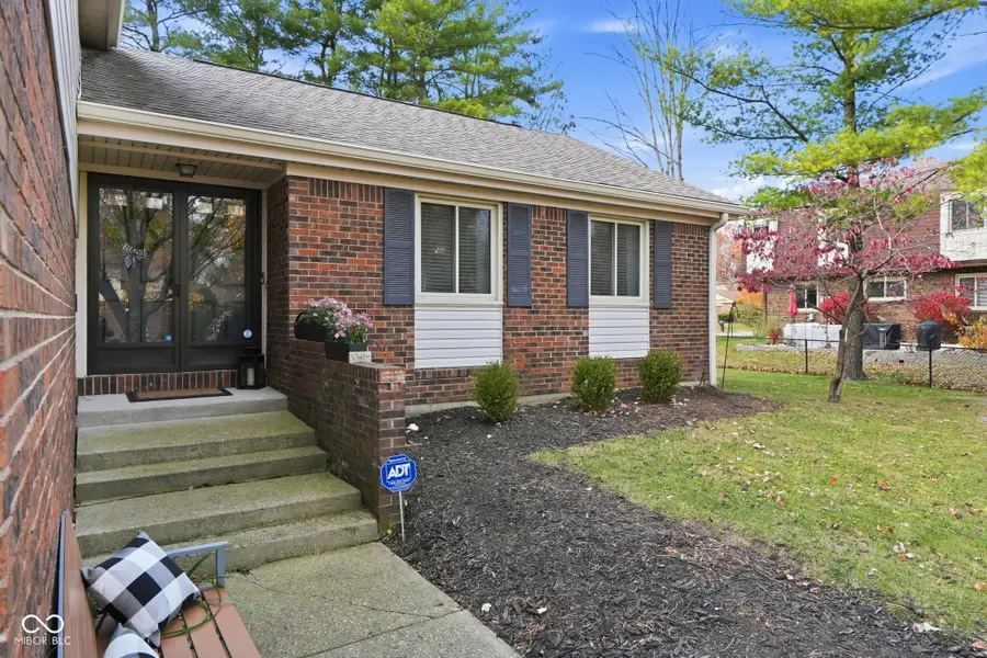 9218 Brantford Court, Indianapolis, IN 46260 - Image #3