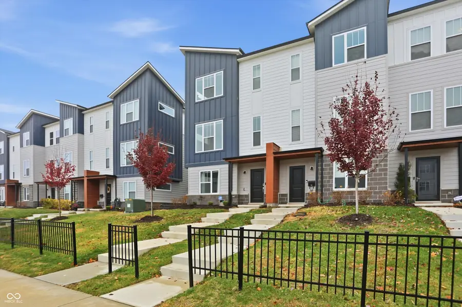 312 Steeples Boulevard, Indianapolis, IN 46222 - Image #2