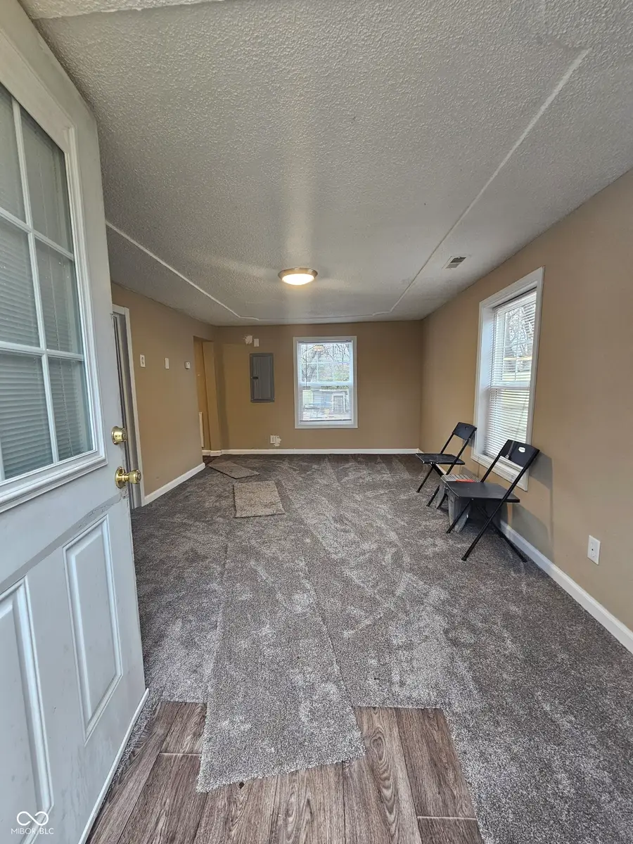 917 Hickory Street, Anderson, IN 46012 - Image #3