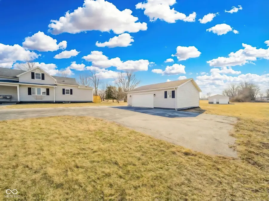 1521 E 1700 N, Summitville, IN 46070 - #2