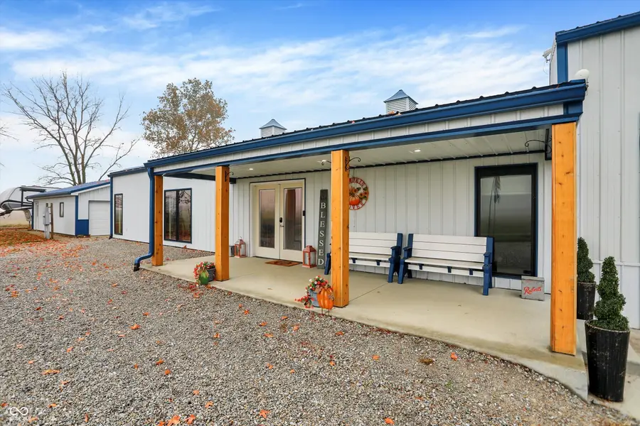 8257 S County Road 1075 W, Charlottesville, IN 46117 - Image #2