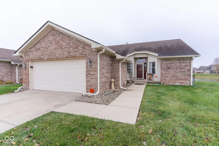 4927 W Cedar Cove Way #13, New Palestine, IN 46163 - Image #2