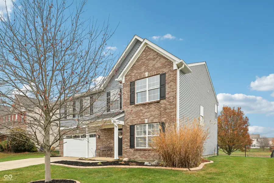 2277 S Briarwood Drive, New Palestine, IN 46163 - Image #3