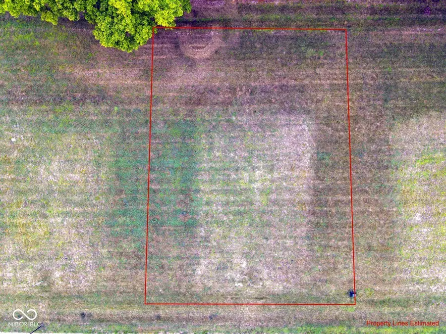 154 W Franklin Street, Shelbyville, IN 46176 - Image #2