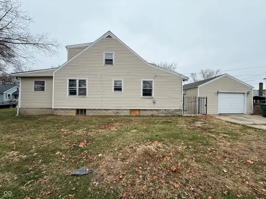 2022 S Waldemere Avenue, Muncie, IN 47302 - Image #2