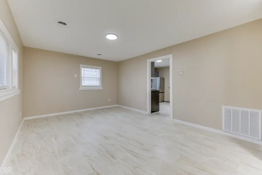 6213 Windsor Drive, Indianapolis, IN 46219 - Image #3