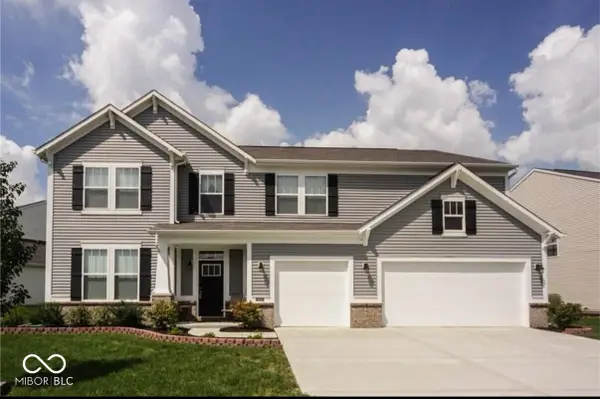 1312 Donald Pass, Greenwood, IN 46143