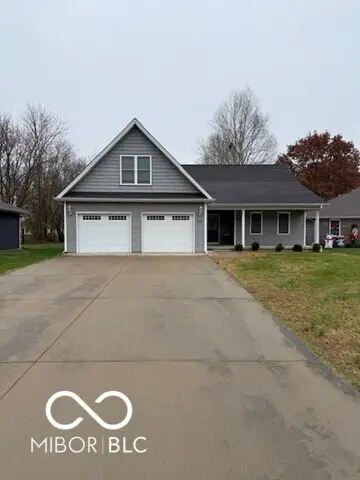 972 James Avenue, Seymour, IN 47274