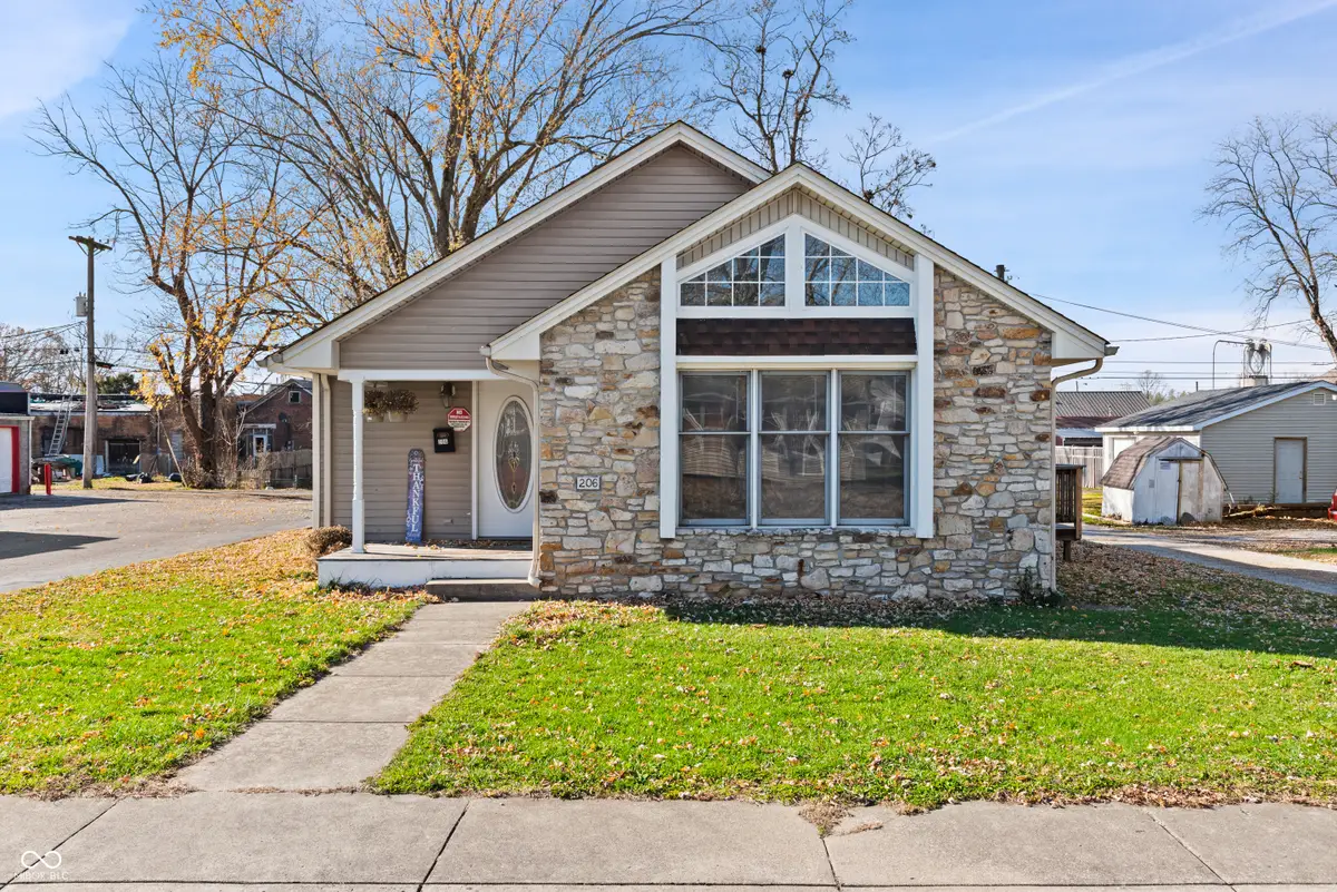 206 N Grant Street, Edinburgh, IN 46124 - Image #1