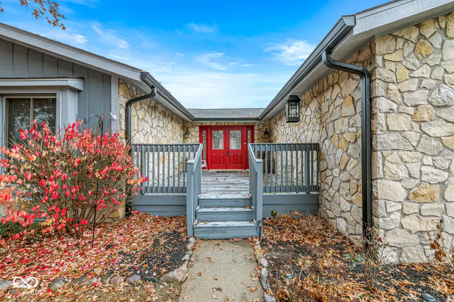 807 Oak Court, Greenfield, IN 46140 - Image #2