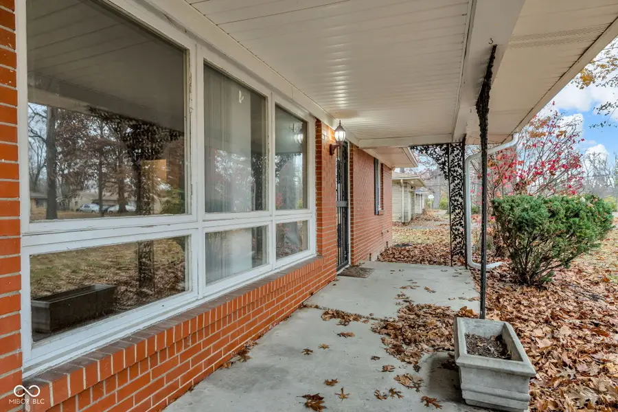 5108 Chatham Place, Indianapolis, IN 46226 - Image #3