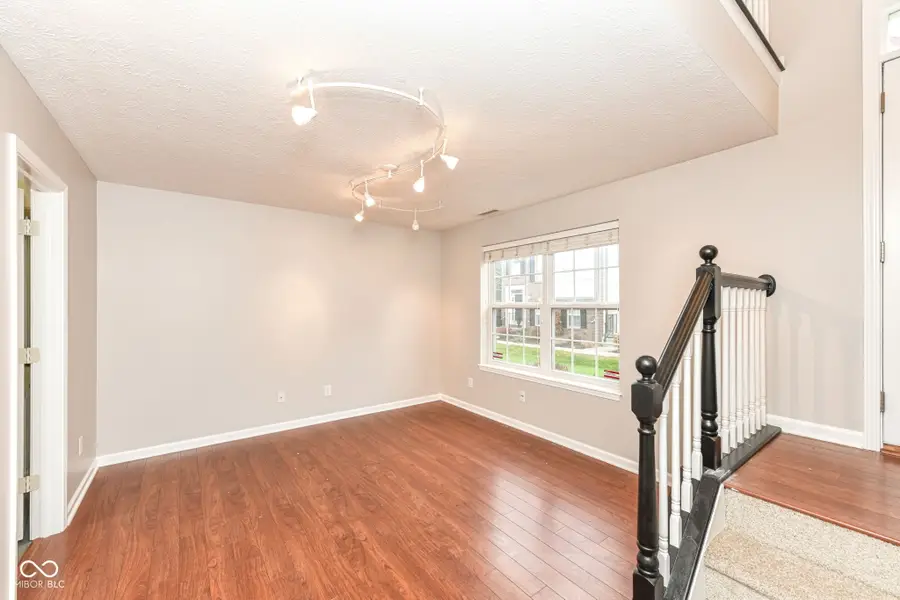 9080 Teaneck Drive, Fishers, IN 46038 - Image #2