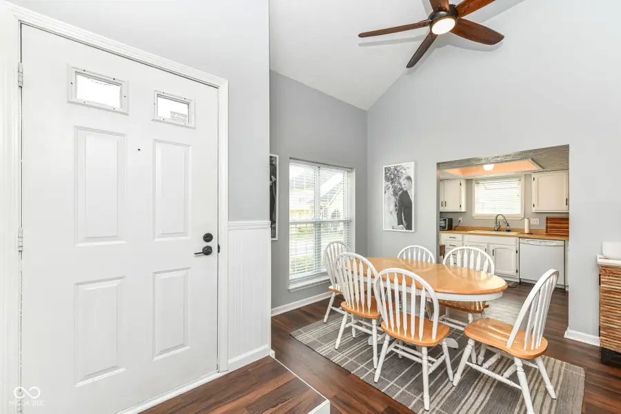 2502 Chaseway Court, Indianapolis, IN 46268 - Image #3