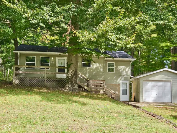 212 Lake Hart, Mooresville, IN 46158