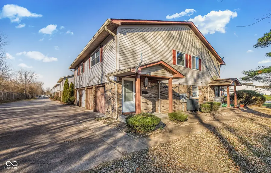 10231 Penrith Drive, Indianapolis, IN 46229 - Image #3