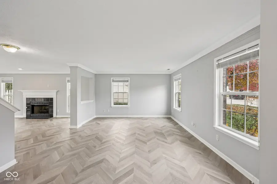 7326 Sycamore Run Drive, Indianapolis, IN 46237 - Image #3