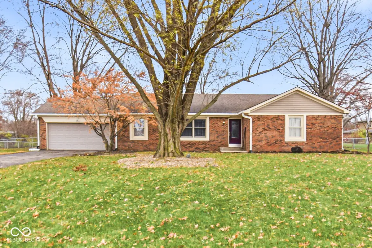 7102 W Meadows Lane, Greenfield, IN 46140 - Image #1