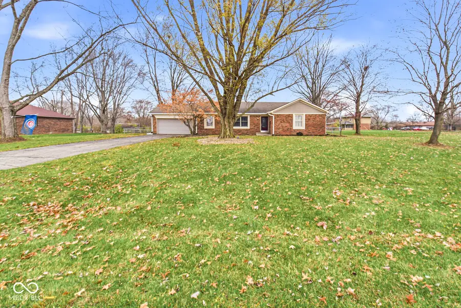 7102 W Meadows Lane, Greenfield, IN 46140 - Image #2