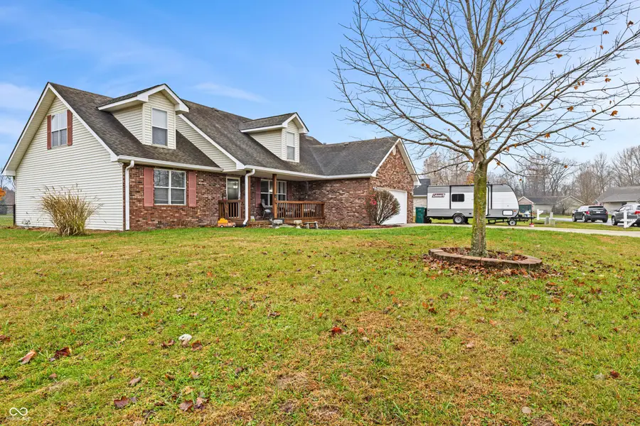 1027 S Teresa Drive, Martinsville, IN 46151 - Image #2