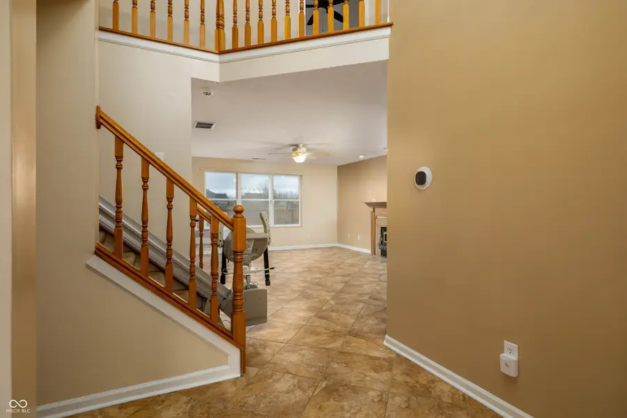 6357 Hollingsworth Drive, Indianapolis, IN 46268 - Image #2