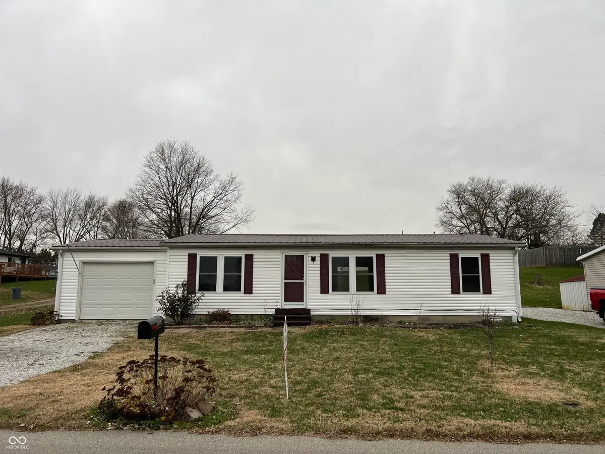 1525 Shelby Street, Shelbyville, IN 46176 - Image #1