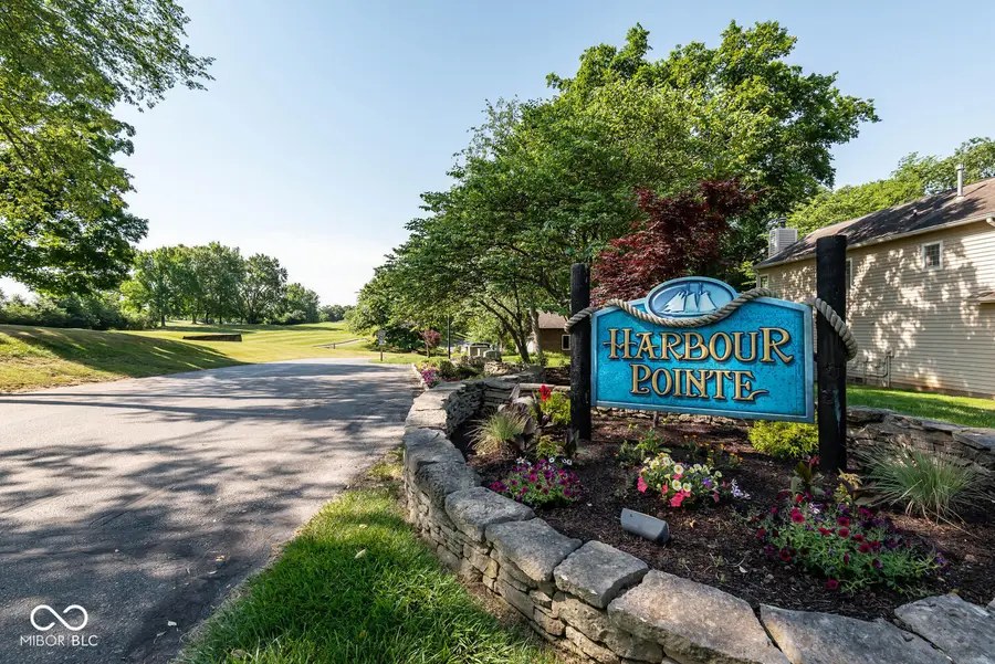 9416 S Harbour Pointe Drive, Bloomington, IN 47401 - Image #2