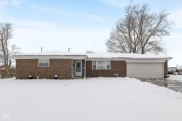 58 N Eastern Village Drive, Greenfield, IN 46140