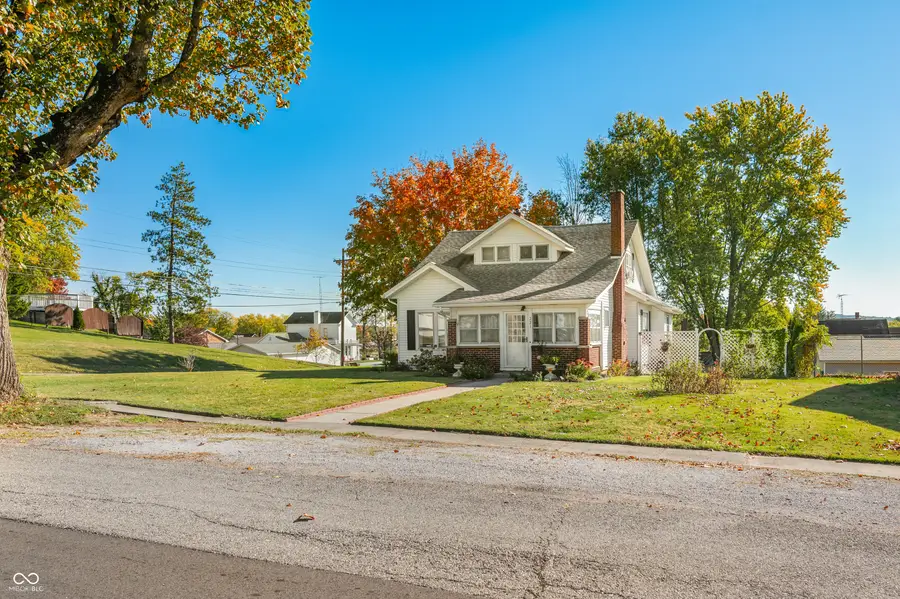 221 N High Street, Brownstown, IN 47220 - Image #3