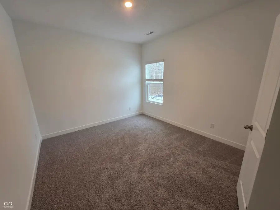 5606 Marlowe Creek Lane, Clayton, IN 46118 - Image #2