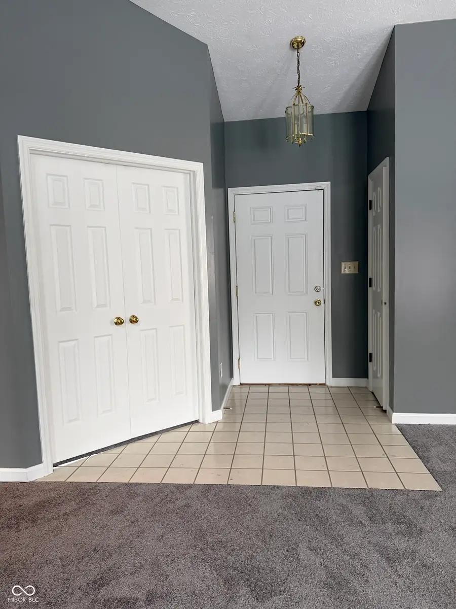 7802 Bancaster Drive, Indianapolis, IN 46268 - Image #2