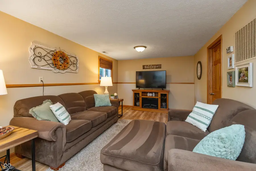 601 S Jefferson Street, Brownsburg, IN 46112 - Image #2