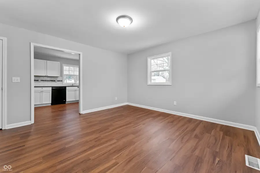 1901 Mayfair Drive, Indianapolis, IN 46260 - Image #3