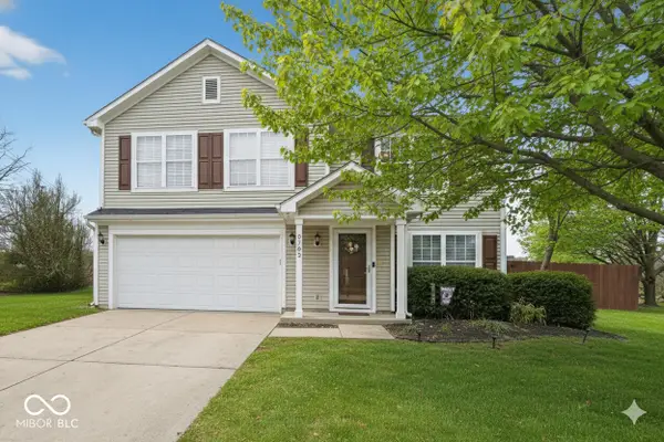 3702 Crest Point Drive, Westfield, IN 46062