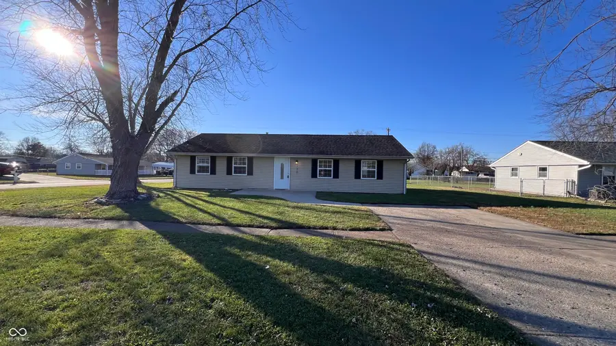 120 Lind Drive, Edinburgh, IN 46124 - Image #2