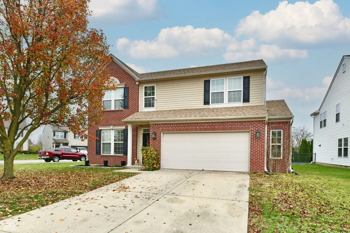5862 Columbia Circle, Greenwood, IN 46142 - Image #1