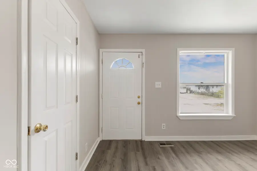 2890 Draper Street, Indianapolis, IN 46203 - Image #2