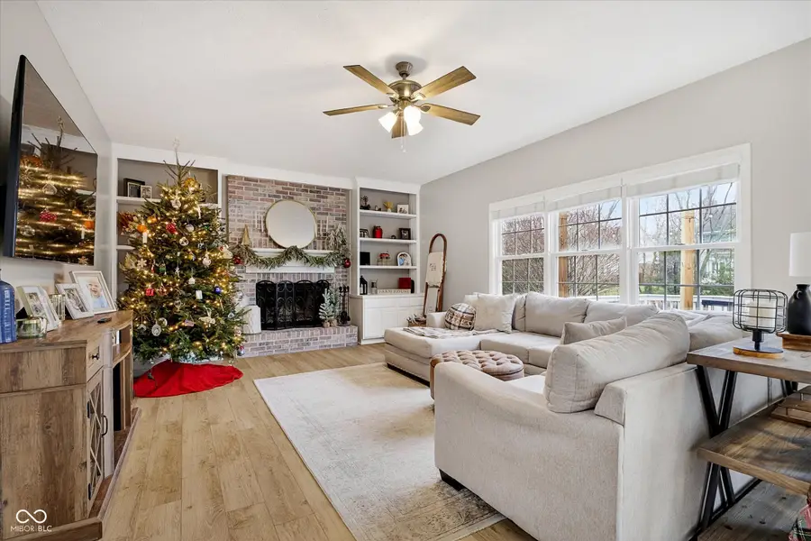 8927 Winterberry Court, Zionsville, IN 46077 - Image #3