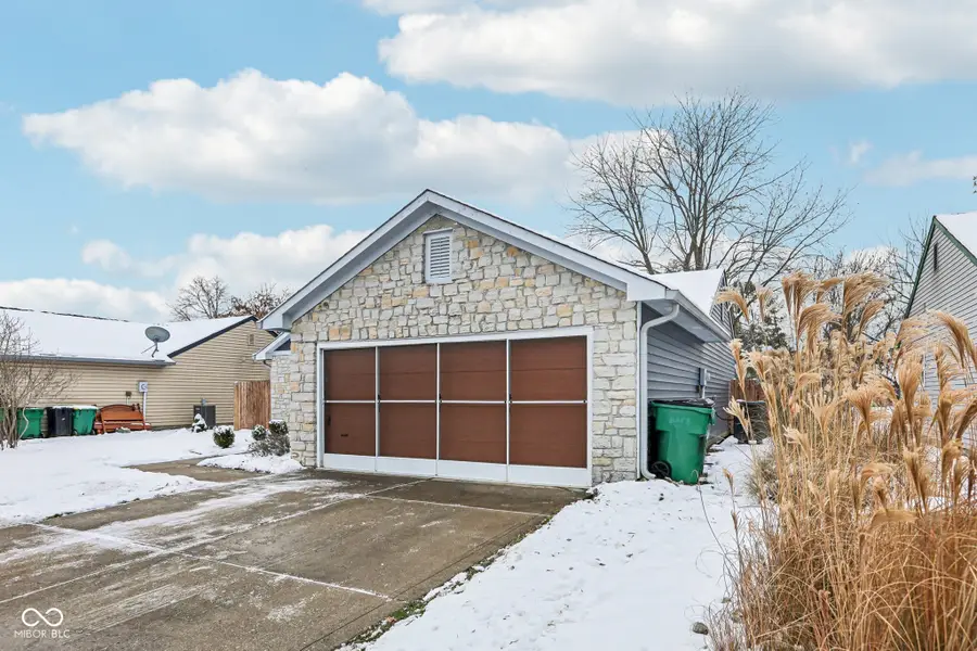 18426 Harvest Meadows Drive E, Westfield, IN 46074 - Image #2