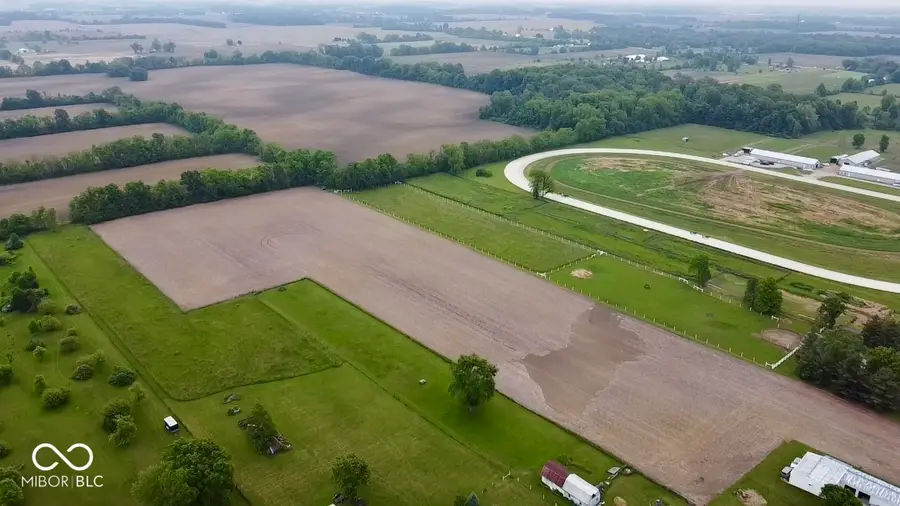 8202 S 300 E, Markleville, IN 46056 - Image #2