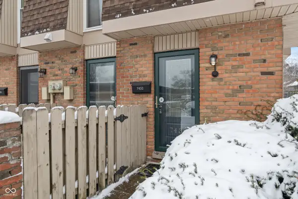 7432 Country Brook Drive, Indianapolis, IN 46260