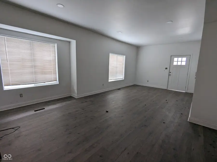 1721 N Oxford Street, Indianapolis, IN 46218 - Image #2