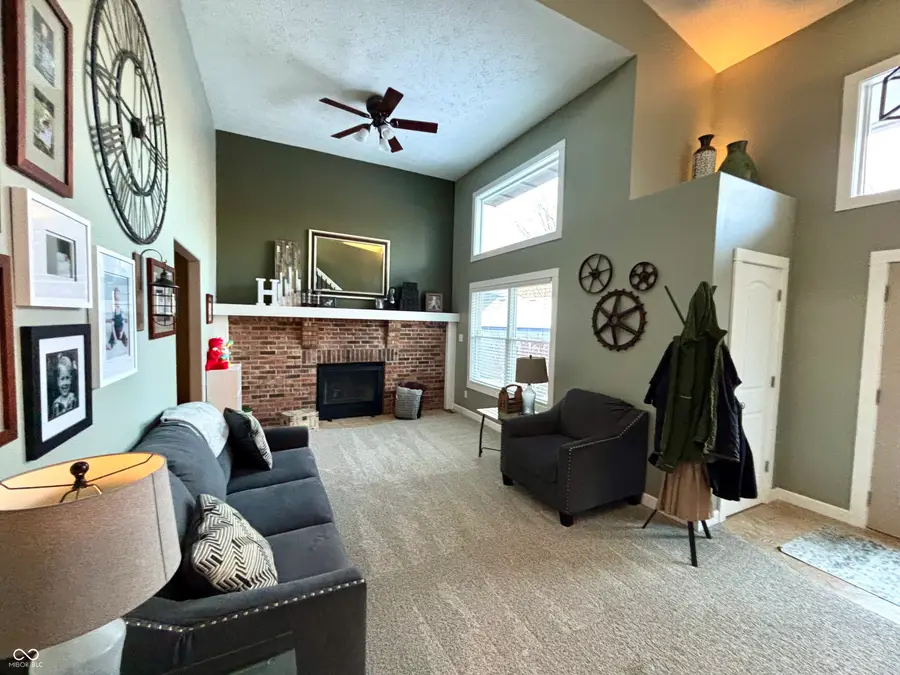 8498 Seattle Slew Lane, Indianapolis, IN 46217 - Image #2