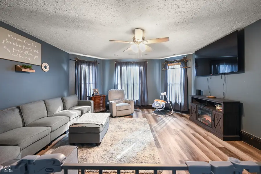 52 W Poplar Street, North Vernon, IN 47265 - Image #2