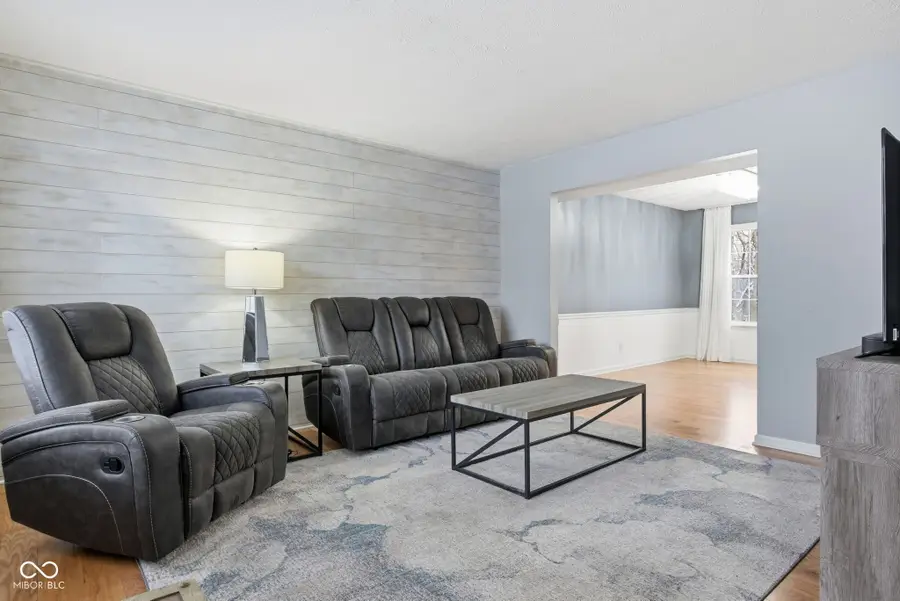 10368 Bristlecone Drive, Fishers, IN 46038 - Image #2